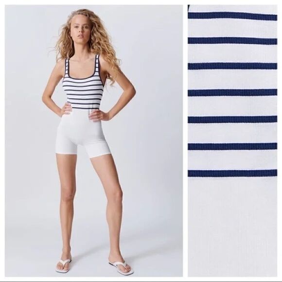 Zara Limitless Contour Strappy Seamless Unitard white with Blue Stripe - Picture 6 of 15